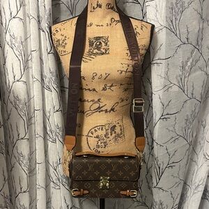 New Fashion Inspired Item (BAG)